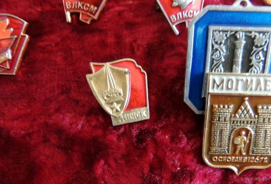 ЗНАЧОК "Минск". Возможен ОБМЕН на книги!
