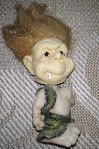 Винтажная игрушка-киватель с качающейся головой тролль Troll 1960-е