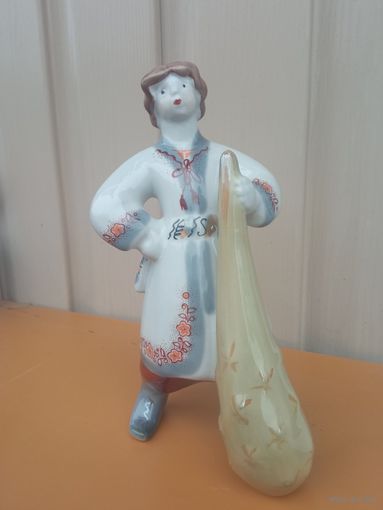 Статуэтка Покатигорошек ЦЕЛАЯ