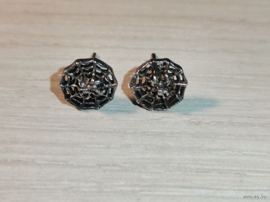 Серьги "Паутина с пауком".