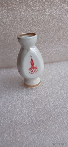 РЕДКАЯ ВАЗА ОЛИМПИАДА 80 МИНСК ФФЗ МИНИАТЮРА СССР  ОРИГИНАЛ  . Распродажа Коллекции !!! . Экспресс  Аукцион не с рубля без МПЦ и прочего 3 ДНЯ  .Много лотов в продаже .