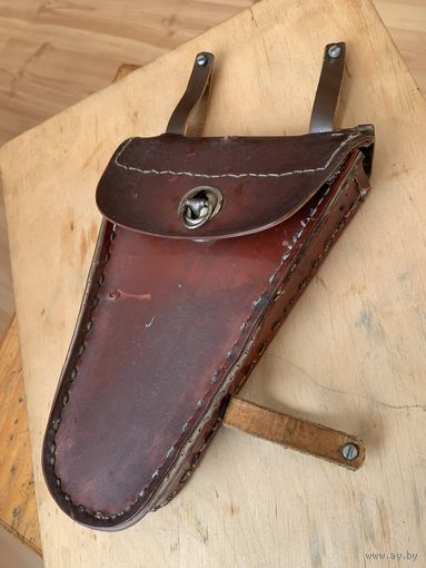 Полностью готовая к установке велосумка-петли рваные из кожзама заменил на отличного качества из натур.кожи и поставил на одинаковые винты