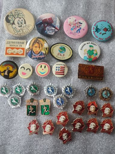 Значки.Распродажа коллекции.