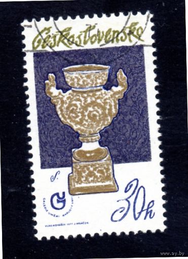 Чехословакия.Ми-2382. Традиция чешского фарфора. 1977.