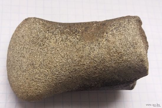 Часть каменного топорика.