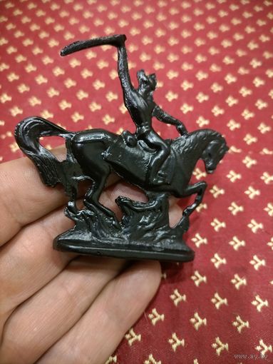 Солдатик всадник метал