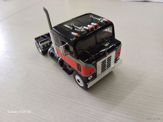 KENWORTH BULLNOSE