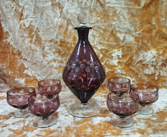 Графин и 6 рюмок марганцевый Горошек, Нёман. БССР