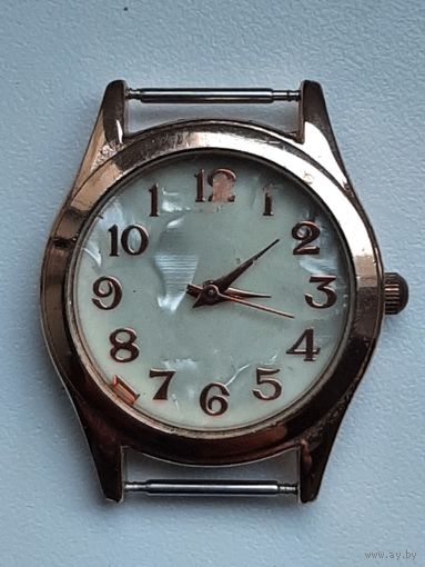 Часы Кварц.