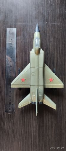 Самолёт.