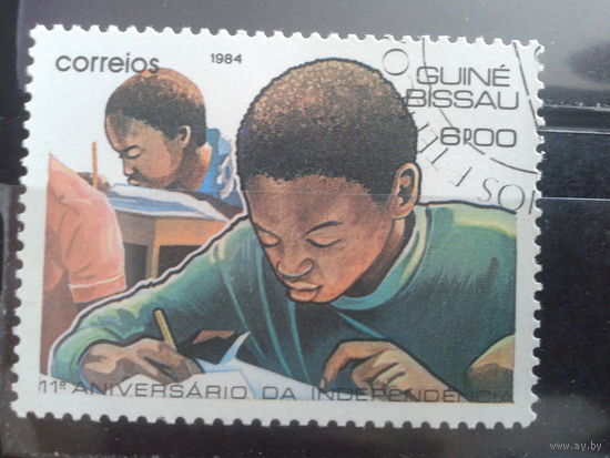 Гвинея Бисау, 1984. Студенты