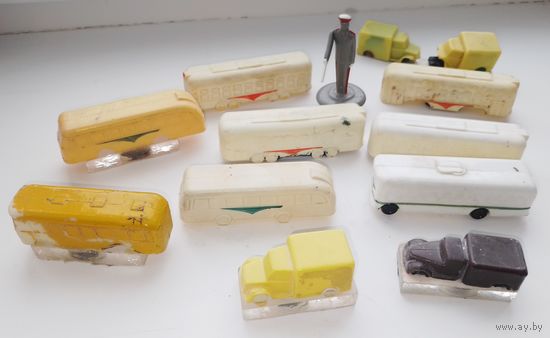 Машинки в коллекцию или для декора лот с рубля