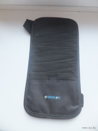 Держатель для дисков автомобильный. Размер 30 на 14,5 см. Не пользовалась.