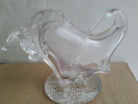 Статуэтка - "Бык" - Стекло - Размеры: Длина - 12 см. Высота - 9 см.