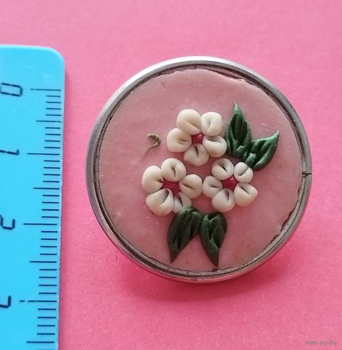 Распродажа украшений из бабушкиной шкатулки. Брошка с пластиковой вставкой. С рубля. Без минимальной цены
