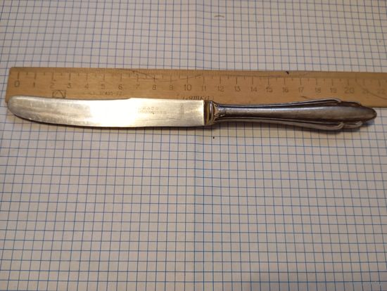 Столовый ножик