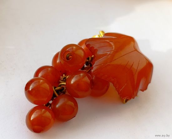 Брошь Смородина. Янтарь