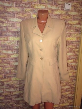 Стильный, европейский пиджак красивого цвета кофе с молоком на 46-48 размер.