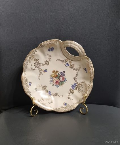 Декоративное блюдо из фарфора Oscar Schlegelmilch