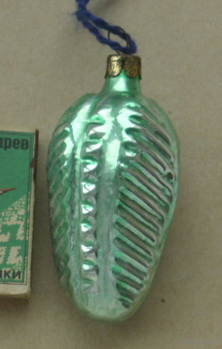 Ёлочная игрушка. Р-52.