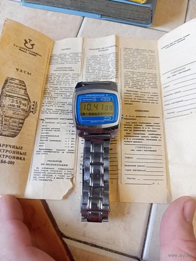 Часы Электроника рядные, бочка