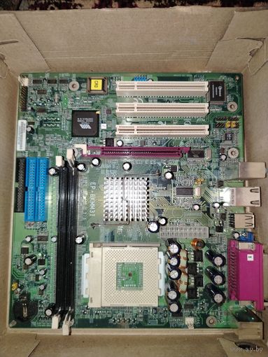 Материнская плата