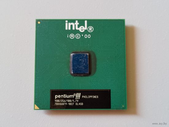 Процессор Intel Pentium III 900 MHz (100 MHz FSB)