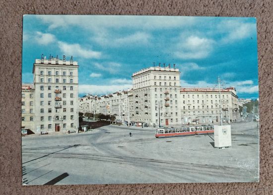 Магнитогорск. Площадь Орджоникидзе. 1976г.