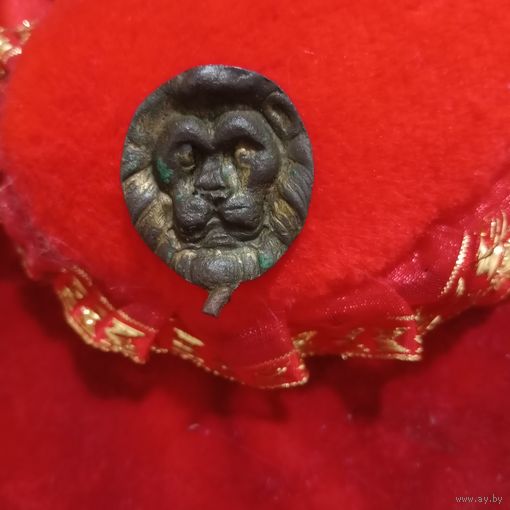 Пряжка накладка голова льва РИА с родным креплением