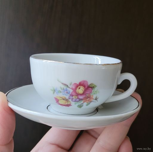 Миниатюрная фарфоровая чайная пара, кукольная посуда, мейсенский букет.