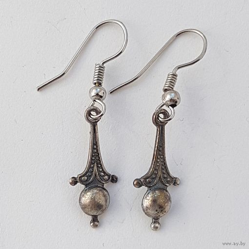 Серьги. Мельхиор. Длина 3,6 см