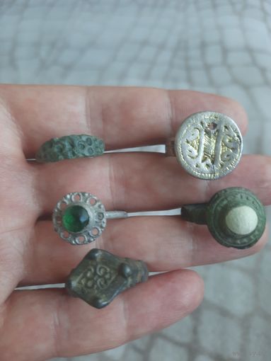 Старинные кольца, находки из земли