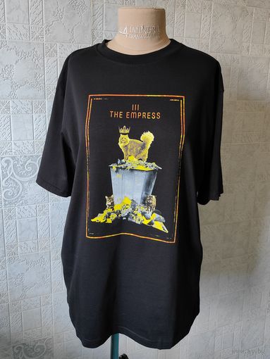 Футболка оверсайз Barking Store "The Empress"