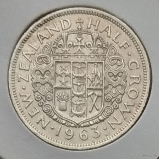 Новая Зеландия 1/2 кроны 1963 г. В холдере
