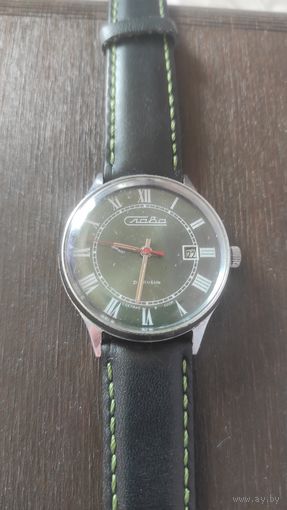 Часы Слава. Ссср. Стиль. Рабочие.