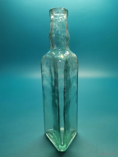 Старая бутылочка СССР (уксус0 100 гр. СЛЗ г. Аксай.