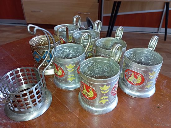 Подстаканники СССР , 7 штук одним лотом . Волгоград продан .