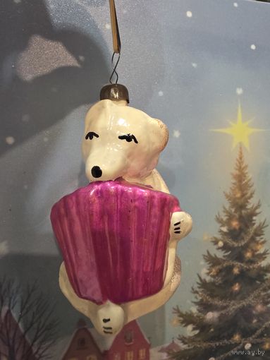 Елочная игрушка медведь с гармошкой
