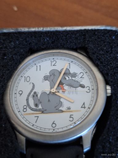 Часы  С Мультяшным персонажем Ули Штайна известным как Мышь С Рубля
