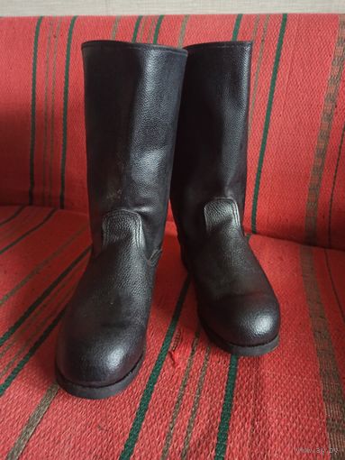 Сапоги кирзовые. Размер 41.