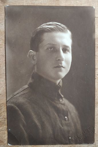 Фото юноши Вадика. 1924 г. Одесса. 8.5х13 см. Дарственная надпись.