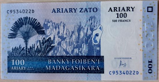 Мадагаскар 100 ариари 2004