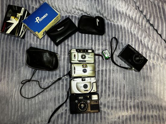 Большой лот пленочных фотоаппаратов с 1 рубля