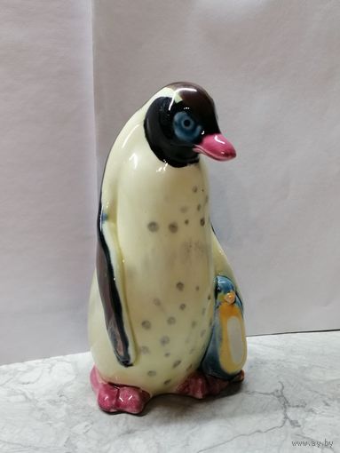 Фаянсовая статуэтка пингвин и пингвиненок