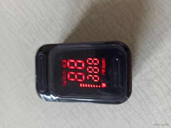Пульсоксиметр  Fingertip Pulse Oximeter YONKER YK-83A
