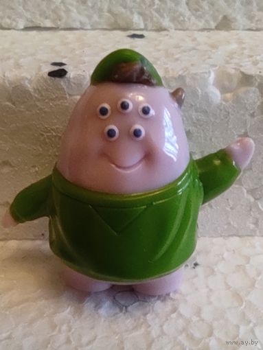 Фигурка "Киндер".