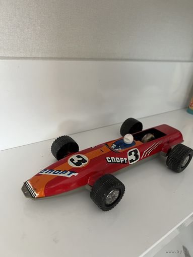 Игрушка автомобиль спорт 3 СССР