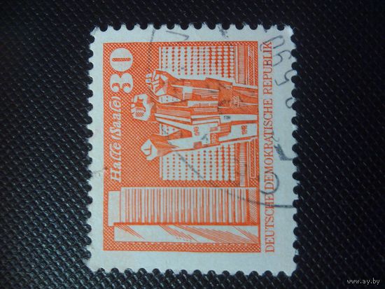 ГДР. Стандарт. 1981г. гашеная