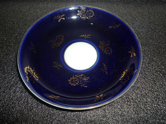 Блюдце. Фарфор ЛФЗ . СССР. Кобальт. Позолота