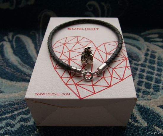 Ювелирное украшение подвеска "Знак Евро" Серебро! на кожаном браслете. Ювелирный магазин SUNLIGHT BRILLIANT. Сторгуй за свою цену, предложи обмен! Y